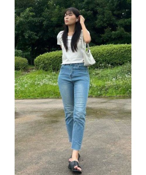 HYBERNAT(ハイバーナット)の「シグネチャーストレートデニムパンツ(デニムパンツ・レディース・その他・MEDIUM)」の8枚目の写真