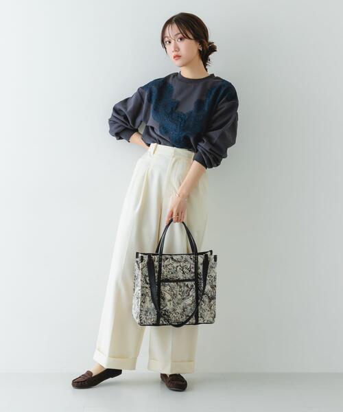 RODE SKO(ロデスコ)の「ファブリックスクエアトートバッグ(トートバッグ・レディース・アイボリー/グレー・ONE)」の13枚目の写真