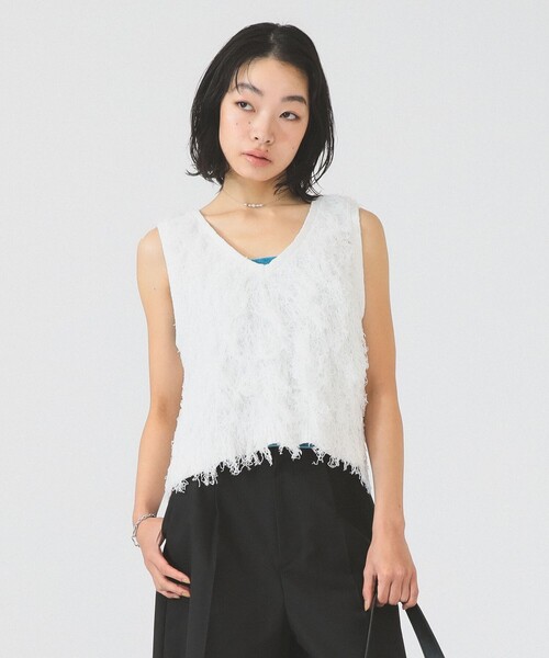 Ray BEAMS（レイビームス）の「フリンジ Vネック ベスト（ベスト・レディース・ブラック/オフホワイト・ONE SIZE）」の2枚目の写真