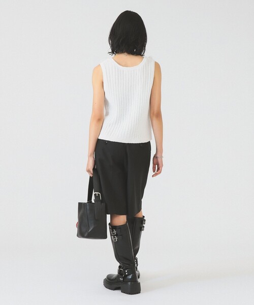 Ray BEAMS（レイビームス）の「フリンジ Vネック ベスト（ベスト・レディース・ブラック/オフホワイト・ONE SIZE）」の19枚目の写真