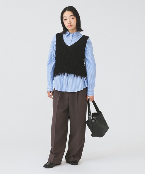 Ray BEAMS（レイビームス）の「フリンジ Vネック ベスト（ベスト・レディース・ブラック/オフホワイト・ONE SIZE）」の21枚目の写真
