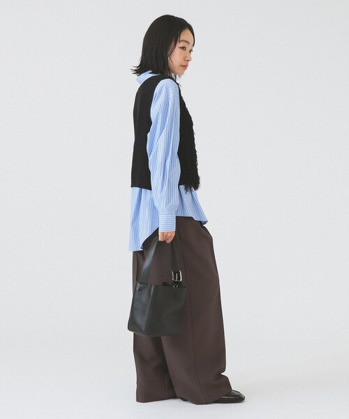 Ray BEAMS（レイビームス）の「フリンジ Vネック ベスト（ベスト・レディース・ブラック/オフホワイト・ONE SIZE）」の11枚目の写真