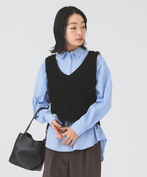 Ray BEAMS（レイビームス）の「フリンジ Vネック ベスト（ベスト・レディース・ブラック/オフホワイト・ONE SIZE）」の13枚目の写真