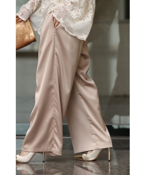 cawaii(カワイイ)の「大人の艶足し 光沢パンツ(その他パンツ・レディース・ネイビー/ベージュ/オレンジ・M-Long/M-Short/L-Long/L-Short)」の1枚目の写真