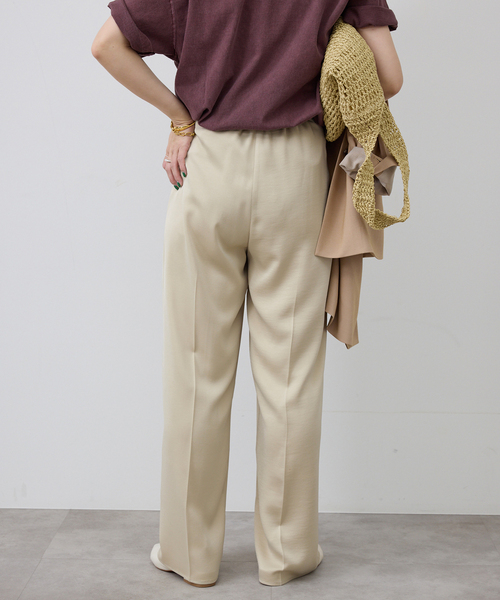 SLOBE IENA（スローブイエナ）の「サテンタックパンツ（その他パンツ・レディース・ベージュ/ネイビー/ピンク系その他・36/38）」の9枚目の写真