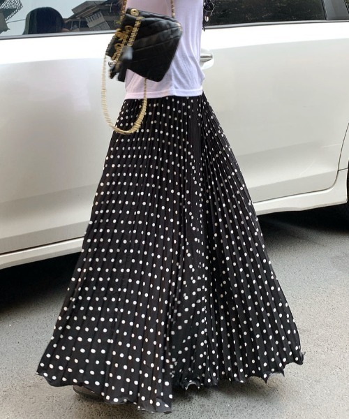 PLEATS PLEASEドット柄プリーツ加工ロングスカート 美品】PLEATS PLEASE ISSEYMIYAKE スカート ドット柄