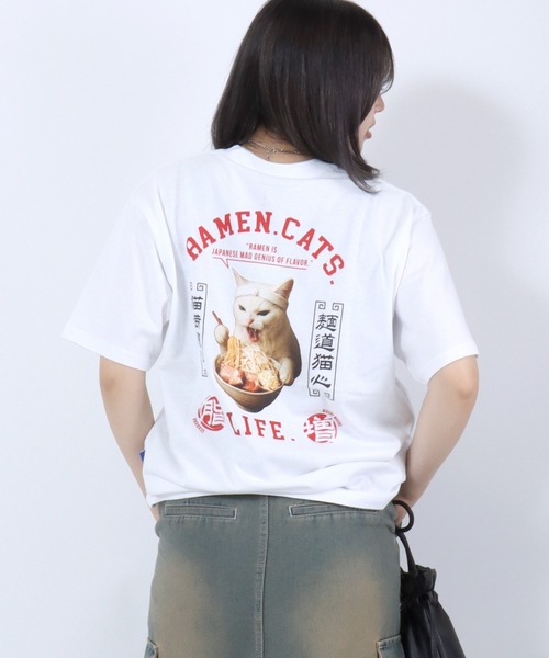 Salong hameu(サロン ハミュー)の「ラーメンもぐもぐキャットTシャツ/中華風グラフィック フォトプリント ビッグシルエット ストリート(Tシャツ/カットソー・メンズ・ホワイト/ブラック・L/M/S)」の14枚目の写真