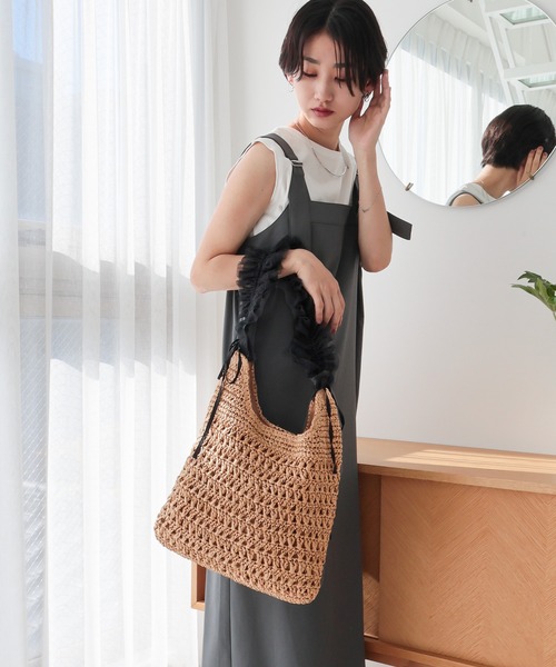 T・S・L(ティーエスエル)の「ペーパー×チュールフリルワンショルダーバッグ(かごバッグ・レディース・ブラウン/ブラック/グレー・FREE)」の15枚目の写真