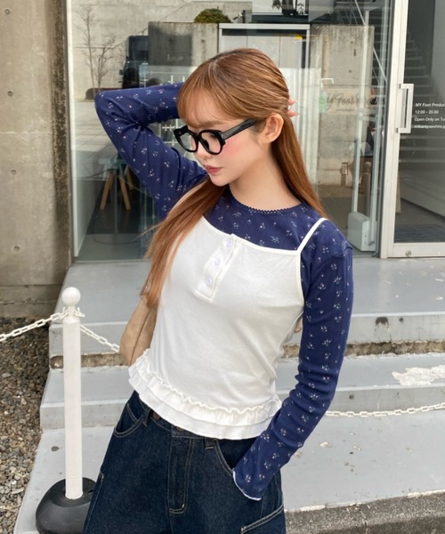 RAY CASSIN（レイカズン）の「花柄レイヤードキャミセット（カーディガン/ボレロ・レディース・ホワイト/ネイビー/グレー・FREE）」の3枚目の写真