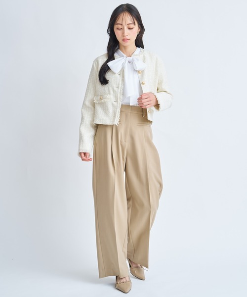 NOELA(ノエラ)の「ツイードジャケット(ノーカラージャケット・レディース・オフホワイト/ピンク・S/M)」の4枚目の写真