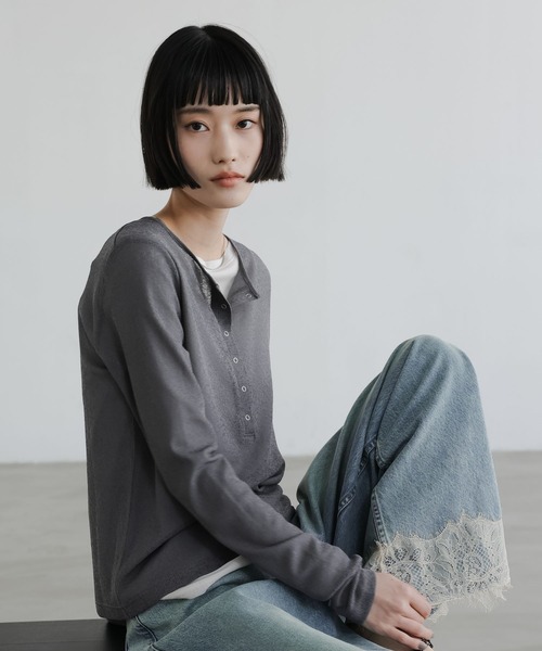 LOWRYS FARM（ローリーズファーム）の「ＵＳＥＦＵＬヘンリープルオーバーＬＳ 638390（Tシャツ/カットソー・レディース・ブラック/ホワイト/ブルー/チャコールグレー/ピンク・SHORT/LONG）」の3枚目の写真