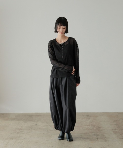 LOWRYS FARM（ローリーズファーム）の「ＵＳＥＦＵＬヘンリープルオーバーＬＳ 638390（Tシャツ/カットソー・レディース・ブラック/ホワイト/ブルー/チャコールグレー/ピンク・SHORT/LONG）」の21枚目の写真