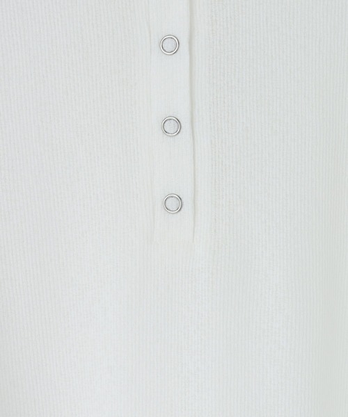 LOWRYS FARM（ローリーズファーム）の「ＵＳＥＦＵＬヘンリープルオーバーＬＳ 638390（Tシャツ/カットソー・レディース・ブラック/ホワイト/ブルー/チャコールグレー/ピンク・SHORT/LONG）」の13枚目の写真