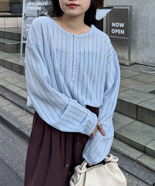 CIAOPANIC TYPY（チャオパニックティピー）の「【2WAY】針抜きシアーホックヘンリートップス（Tシャツ/カットソー・レディース・ブラック/ブラウン/イエロー/レッド/オフホワイト/サックスブルー・ONE SIZE）」の4枚目の写真