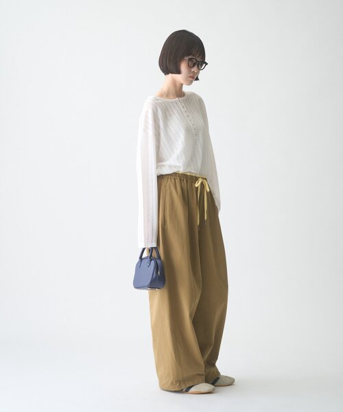 CIAOPANIC TYPY(チャオパニックティピー)の「【2WAY】針抜きシアーホックヘンリートップス(Tシャツ/カットソー・レディース・ブラック/ブラウン/イエロー/レッド/オフホワイト/サックスブルー・ONE SIZE)」の17枚目の写真