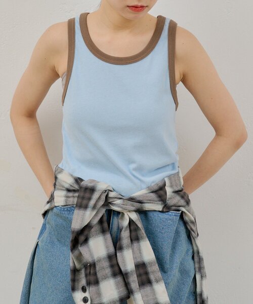 WHIMSIC（ウィムジック）の「【WHIMSIC/2サイズ展開】リンガータンクトップ（タンクトップ・レディース・ブルー/グレー/オフホワイト/ネイビー・2/1）」の4枚目の写真