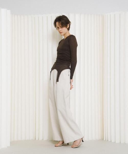 LAATO（ラート）の「layered piping tee（Tシャツ/カットソー・レディース・ブラウン/オフホワイト/グレー・FREE）」の7枚目の写真