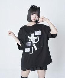 Re:CRYPT（リクリプト）の「レースウィンドウプリントT / オーバーサイズ グラフィックTシャツ（Tシャツ/カットソー）」