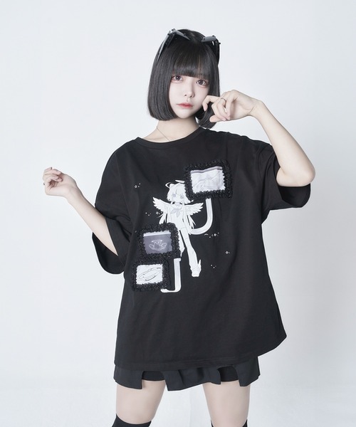 レースウィンドウプリントT / オーバーサイズ グラフィックTシャツ