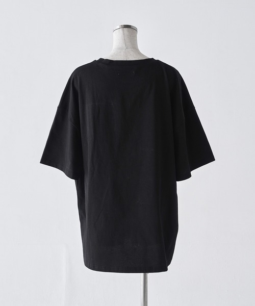 Re:CRYPT(リクリプト)の「レースウィンドウプリントT / オーバーサイズ グラフィックTシャツ(Tシャツ/カットソー・レディース・ブラック・F)」の12枚目の写真