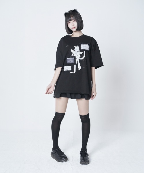 Re:CRYPT(リクリプト)の「レースウィンドウプリントT / オーバーサイズ グラフィックTシャツ(Tシャツ/カットソー・レディース・ブラック・F)」の5枚目の写真