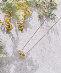 HARIO Lampwork Factory（ハリオランプワークファクトリー）の「【HARIO Lampwork Factory】ネックレス ひとふさのミモザ（ネックレス）」