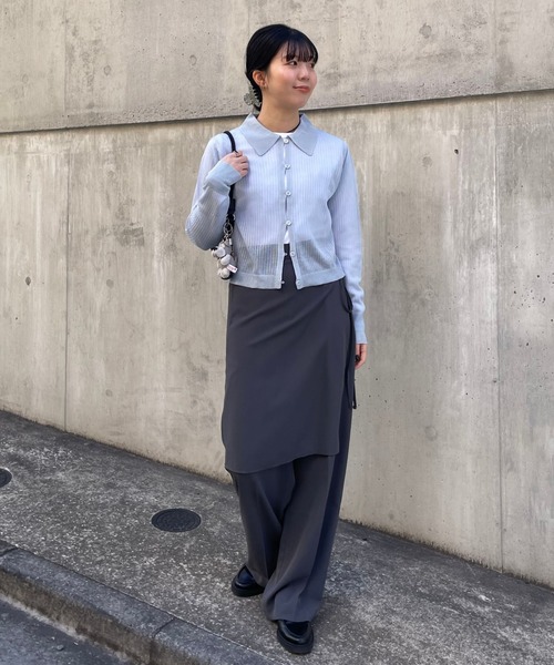 COLONY 2139（コロニートゥーワンスリーナイン）の「ループボタン衿付きカーディガン（カーディガン/ボレロ・レディース・ブラック/ホワイト/グレー/サックスブルー・FREE）」の18枚目の写真