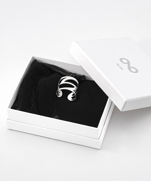 KLON(クローン)の「KLON RING CURVE 96 SILVER(リング・レディース・シルバー・FREE)」の2枚目の写真