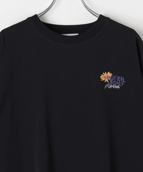 PBLIM(ページボーイリム)の「《UNISEX》マーガレットT バックプリント / 刺繍(Tシャツ/カットソー・レディース・オフホワイト/ブラック/ブラウン/ネイビー・LARGE/MEDIUM)」の20枚目の写真