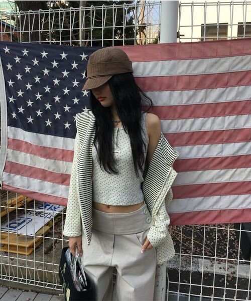OAFISH(オアフィッシュ)の「Belted Panel Convertible Pants, Light Gray(その他パンツ・レディース・その他・1/2)」の3枚目の写真