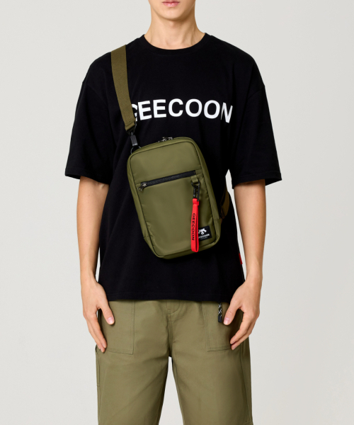 GEECOON(ジークーン)の「ナイロンツーウェイクロスバッグ GEE238-709 カーキ(メッセンジャーバッグ・メンズ・その他・FREE)」の4枚目の写真