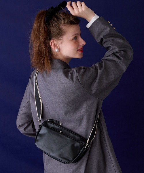 BONLECILL Marche(ボンルシールマルシェ)の「【BONLECILL Marche】ラインテープショルダーバッグ/ボディバッグ(ショルダーバッグ・レディース・ブラウン/アイボリー/ブラック・FREE)」の15枚目の写真