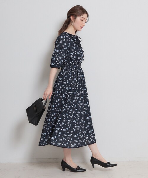 couture brooch（クチュールブローチ）の「【着映え】水彩フラワーワンピース（ワンピース・レディース・ネイビー/オフホワイト・38/36/42/40）」の15枚目の写真