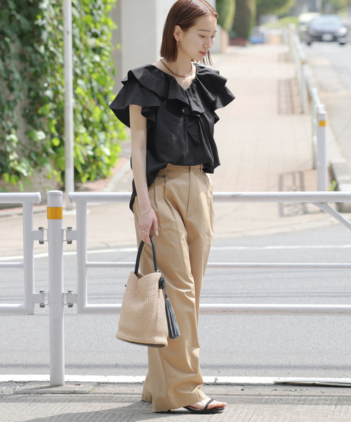 JOURNAL STANDARD relume（ジャーナルスタンダード　レリューム）の「《WEB限定追加3》フリルプルオーバー（Tシャツ/カットソー・レディース・ホワイト/ブラック・FREE）」の11枚目の写真
