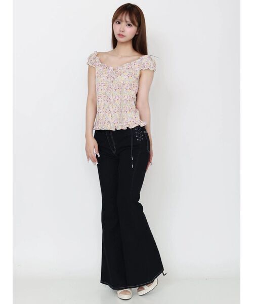 EATME(イートミー)の「【日比谷花壇コラボ】フラワープリントレディブラウス(シャツ/ブラウス・レディース・ブルー/ブラック/ピンク・FREE)」の19枚目の写真