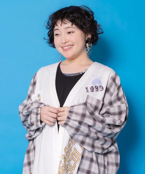 ScoLar（スカラー）の「161671：レトロ柄チェック切替カーディガン（カーディガン/ボレロ・レディース・ブラック/杢グレー/オフホワイト・M）」の9枚目の写真