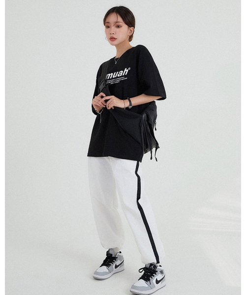 muahmuah（ムーアムーア）の「ムアグラフィックスタンダードTシャツ[2カラー]（Tシャツ/カットソー・レディース・ホワイト/ブラック・FREE）」の11枚目の写真