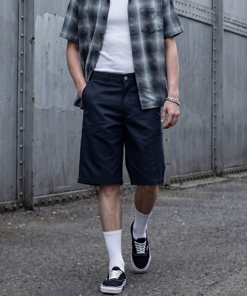 INNOCENT(イノセント)の「【T18】【FB COUNTY/エフビーカウンティ】KACKIES SHORTS(その他パンツ・メンズ・ネイビー/ブラック/カーキ・30inch/32inch/34inch/36inch)」の1枚目の写真