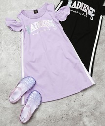 AIMABLE（エマーブル）の「【スポーティー×ガーリー】サイドライン肩開きワンピース（100-140cm）（ワンピース）」