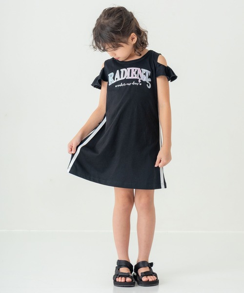 AIMABLE(エマーブル)の「【スポーティー×ガーリー】サイドライン肩開きワンピース(100-140cm)(ワンピース・キッズ・ラベンダー/ブラック・100/110/120/130/140)」の5枚目の写真
