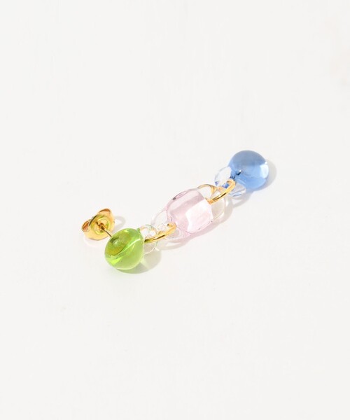 LEVENS(レヴェンス)の「LEVENS JEWELS TRIPLE CASCADA ピアス(ピアス(両耳用)・レディース・マルチ・FREE)」の3枚目の写真