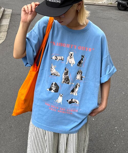 SOUNDSGOOOOD(サウンズグッド)の「【SOUNDS GOOOOD】パウダー犬ロゴプリントTEE(Tシャツ/カットソー・メンズ・チャコールグレー/オレンジ/ブルー/ライトグレー/サックスブルー/グリーン系その他2/ダークブルー・ONE SIZE)」の4枚目の写真
