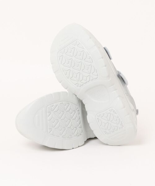 CONVERSE(コンバース)の「《CONVERSE》ALL STAR CITYHIKE SNEAKER SANDAL オールスター シティハイク スニーカーサンダル(サンダル・レディース・グレー/ブラック・23.0cm/23.5cm/24.0cm/24.5cm/22.5cm)」の4枚目の写真