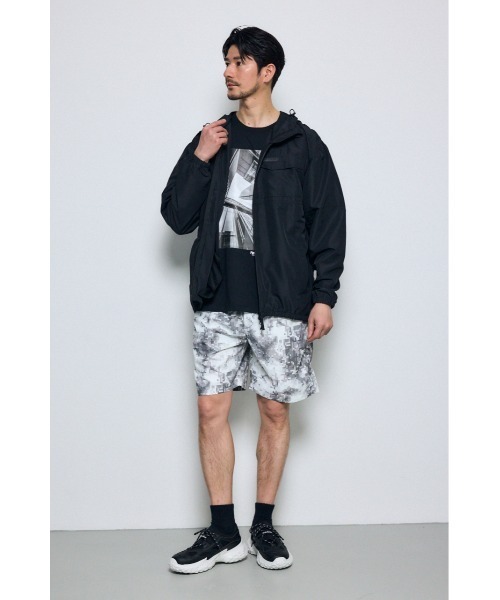 AZUL by moussy(アズールバイマウジー)の「【軽量】SHELTECH Light パーカー 春服 夏服(ブルゾン・メンズ・ブラック/グレー系その他/グレー・LARGE/MEDIUM)」の6枚目の写真