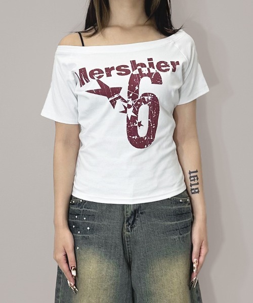 MATU:TA(マトゥータ)の「【一枚は持っておきたい♪】オフショルスターTシャツ / 海外ガール 華奢見え 小顔効果 ワンショルダー 2カラー ホワイト ネイビー 海外ガール ストリート(Tシャツ/カットソー・レディース・ホワイト/ネイビー・FREE)」の8枚目の写真