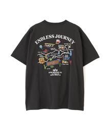 Alpha Industries（アルファインダストリーズ）の「【日本限定】Alpha Industries アルファ インダストリーズ ENDLESS JOURNEY T‐SHIRT エンドレス ジャーニー Tシャツ（Tシャツ/カットソー）」