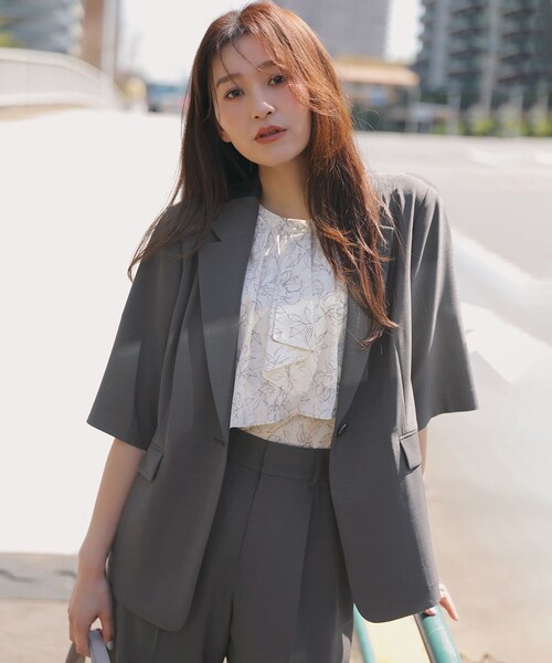 ANY SIS(エニィスィス)の「プリーツボウタイ ブラウス(シャツ/ブラウス・レディース・アイボリー系/ライトグリーン系/ベージュ系4・X-SMALL)」の17枚目の写真