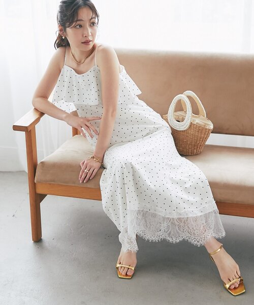 La boutique BonBon(ラブティックボンボン)の「【3サイズ展開あり・最強モテ】ドットプリントラッフルマーメイドキャミワンピース(ワンピース・レディース・ネイビー/オフホワイト・PS/38/36)」の4枚目の写真