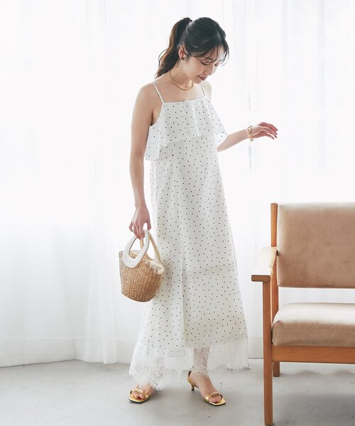 La boutique BonBon(ラブティックボンボン)の「【3サイズ展開あり・最強モテ】ドットプリントラッフルマーメイドキャミワンピース(ワンピース・レディース・ネイビー/オフホワイト・PS/38/36)」の5枚目の写真