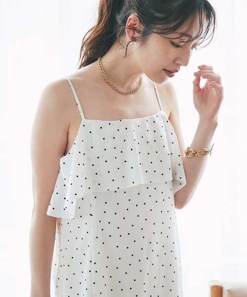 La boutique BonBon(ラブティックボンボン)の「【3サイズ展開あり・最強モテ】ドットプリントラッフルマーメイドキャミワンピース(ワンピース・レディース・ネイビー/オフホワイト・PS/38/36)」の10枚目の写真